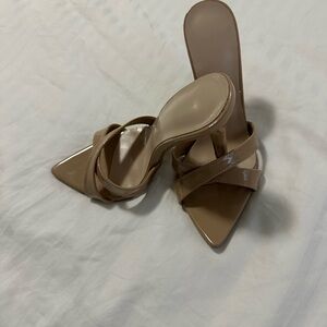 Elegant Tan Women's Heels
